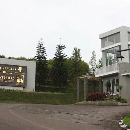Imah Dago Villa - Budget Staycation villa in Bandung Bagian luar foto