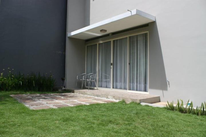 Imah Dago Villa - Budget Staycation villa in Bandung Bagian luar foto
